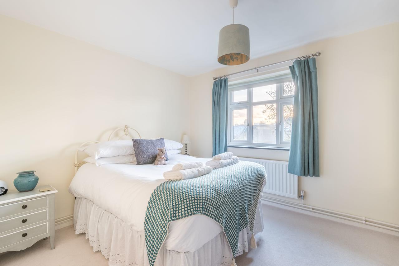 Comfortable Home In Wandsworth Londra Esterno foto
