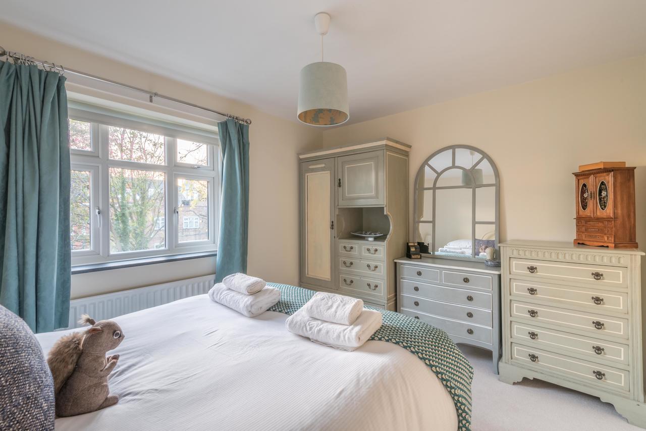 Comfortable Home In Wandsworth Londra Esterno foto